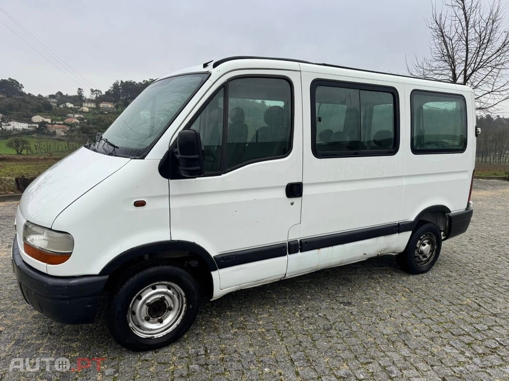 Renault Master 9 LUGARES  VENDIDA NO ESTADO EM QUE SE ENCONTRA