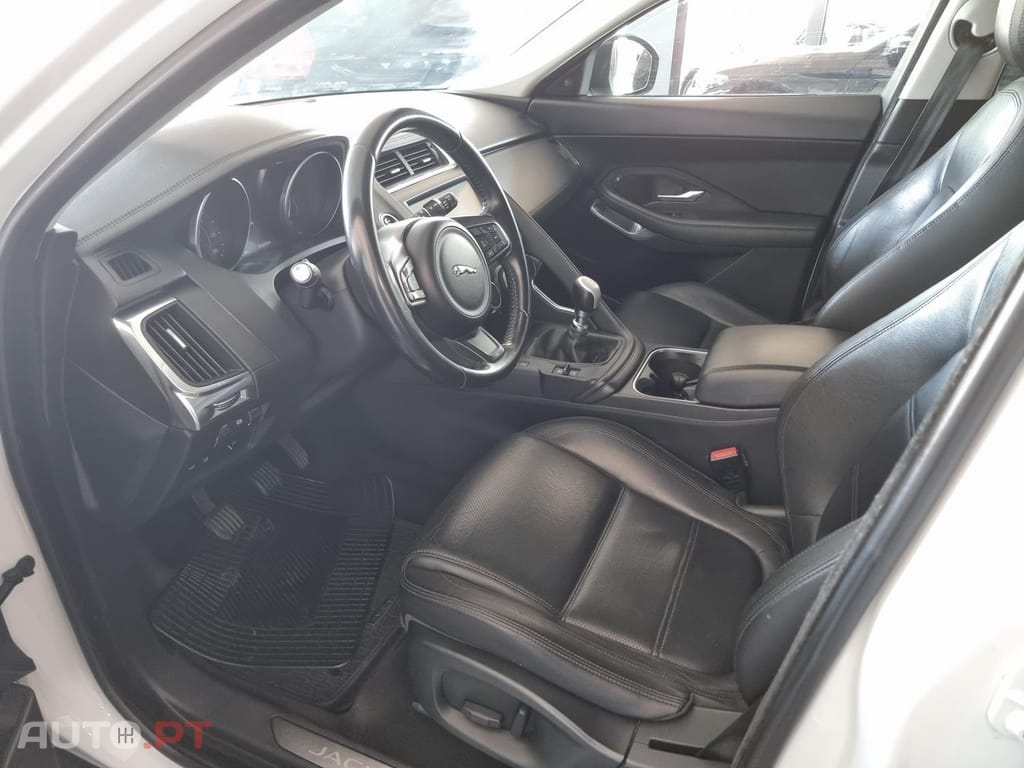 Jaguar E-Pace 2.0 i4D R-Dynamic S