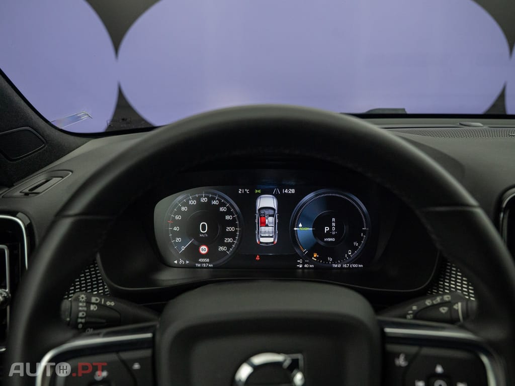 Volvo XC40 1.5 T5 PHEV R-Design Expression