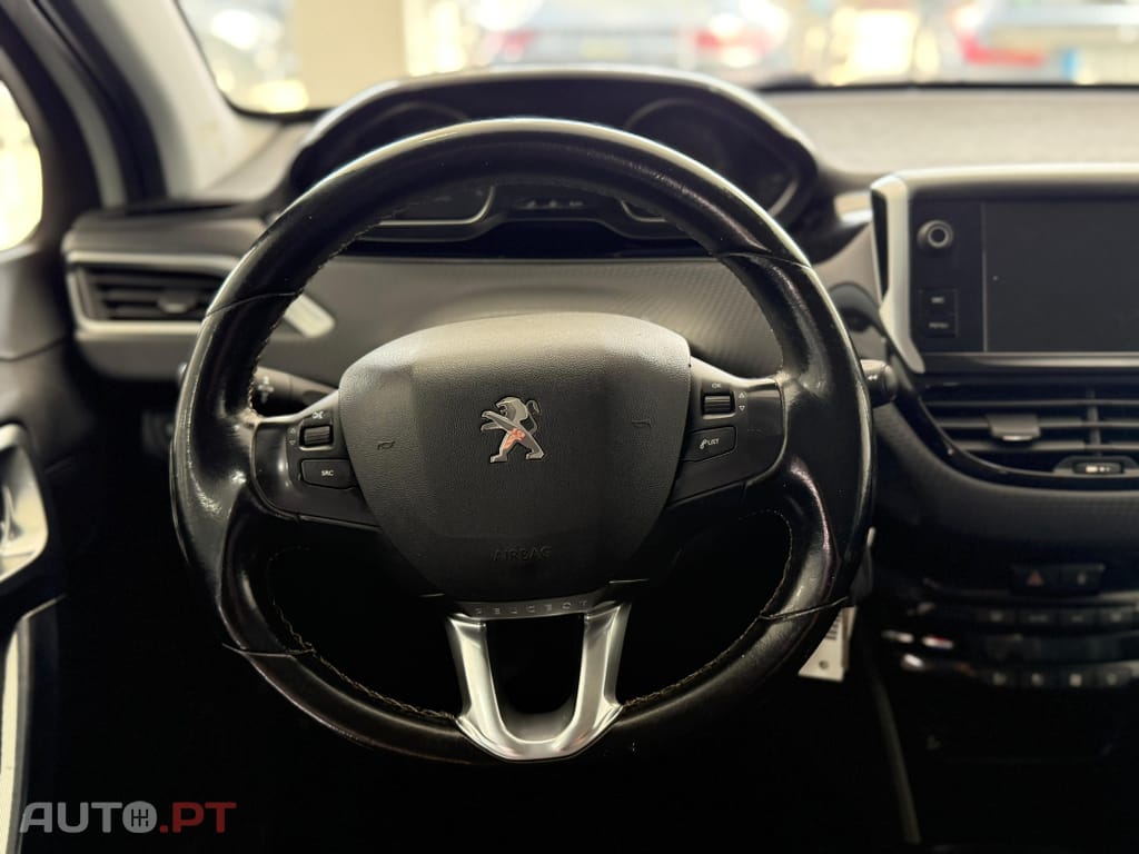 Peugeot 2008 1.6 BlueHDi Allure