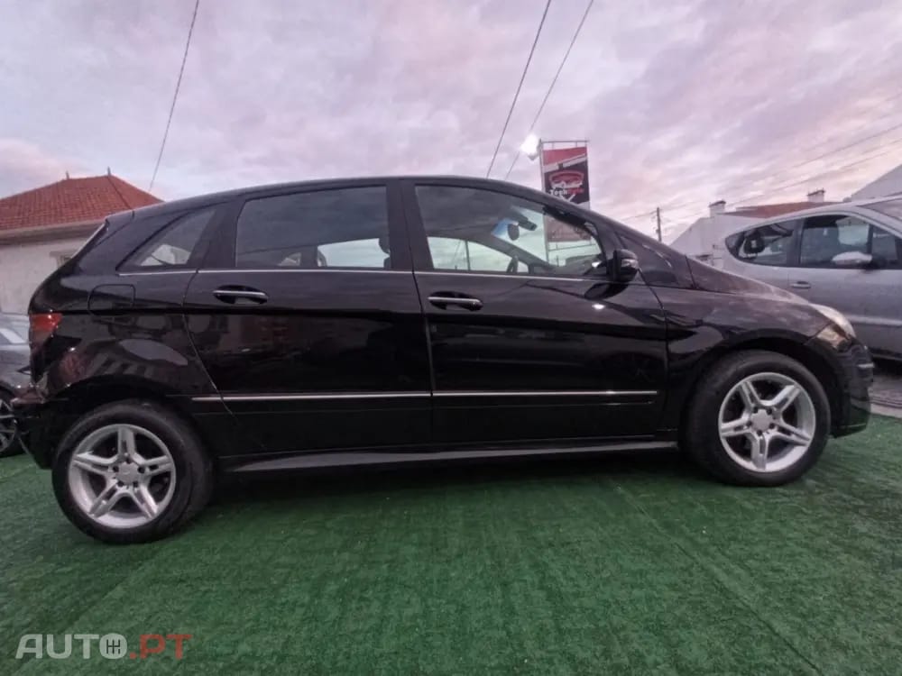 Mercedes-Benz B 180 ND