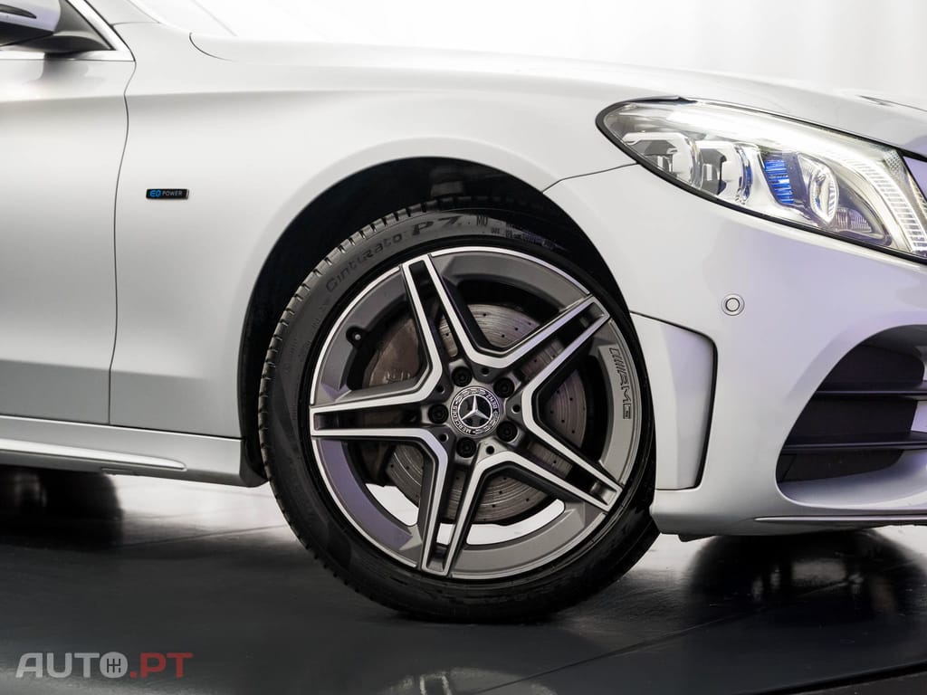 Mercedes-Benz C 300 de AMG Line