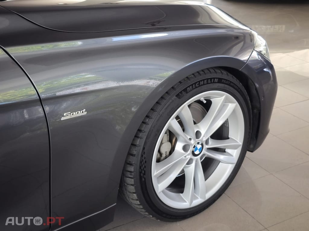 BMW 335 d Touring xDrive Line Sport