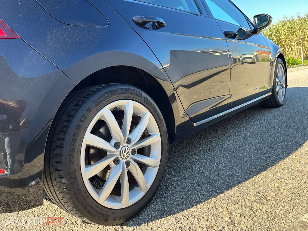 Volkswagen Golf 1.6 TDI R-Line DSG