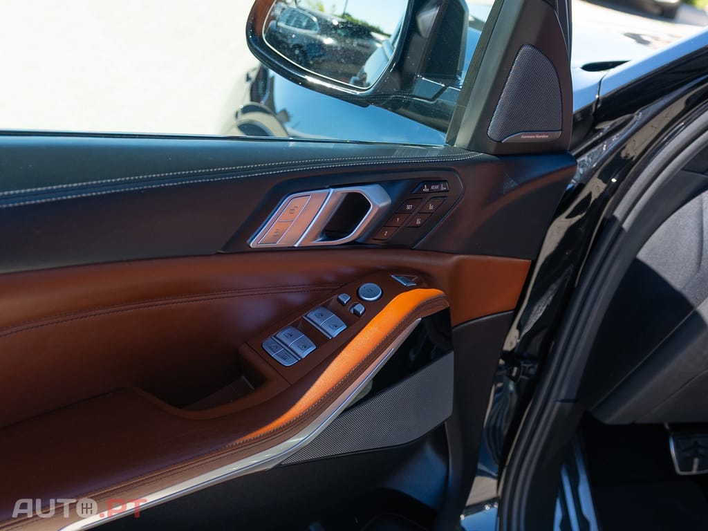 BMW X7 M50d