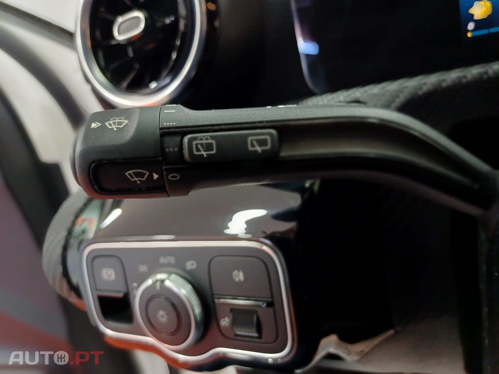 Mercedes-Benz A 180 d business solutions Auto