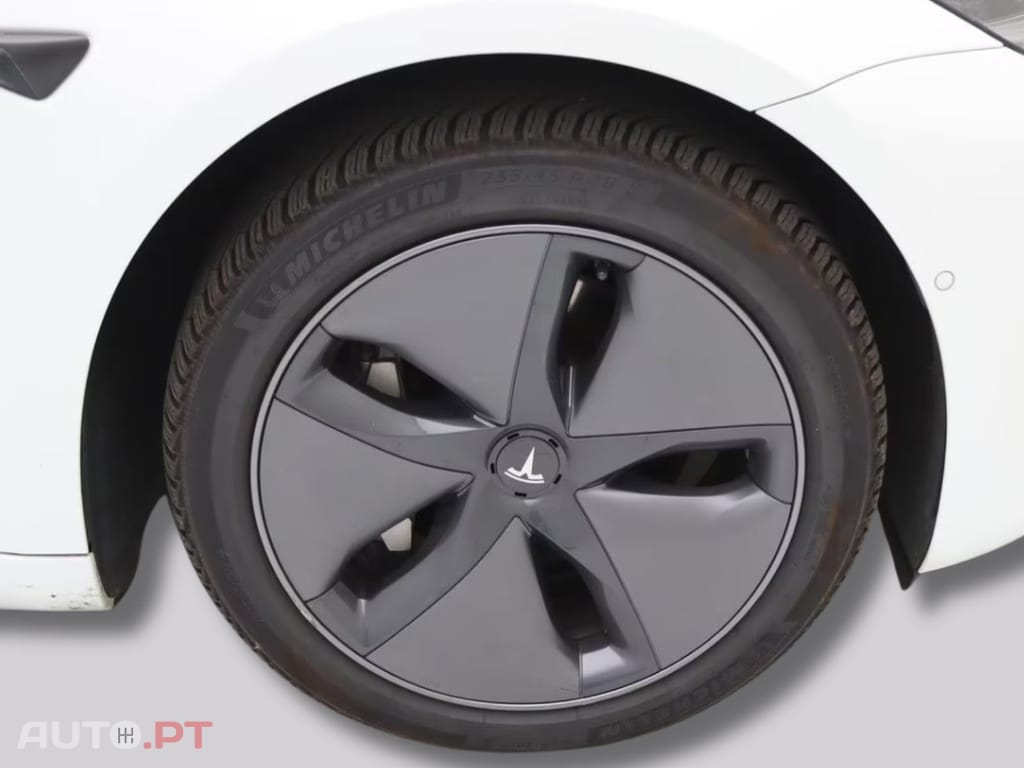 Tesla Model 3 Long-Range AWD I.V.A DEDUTÍVEL