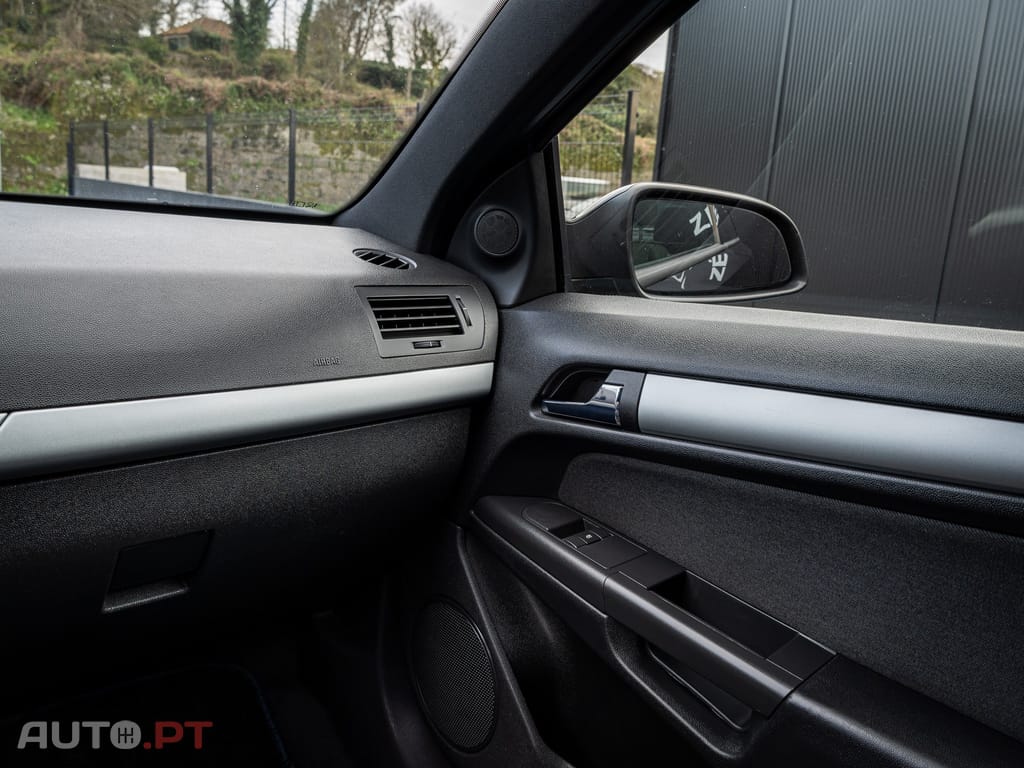 Opel Astra GTC 1.7 CDTi