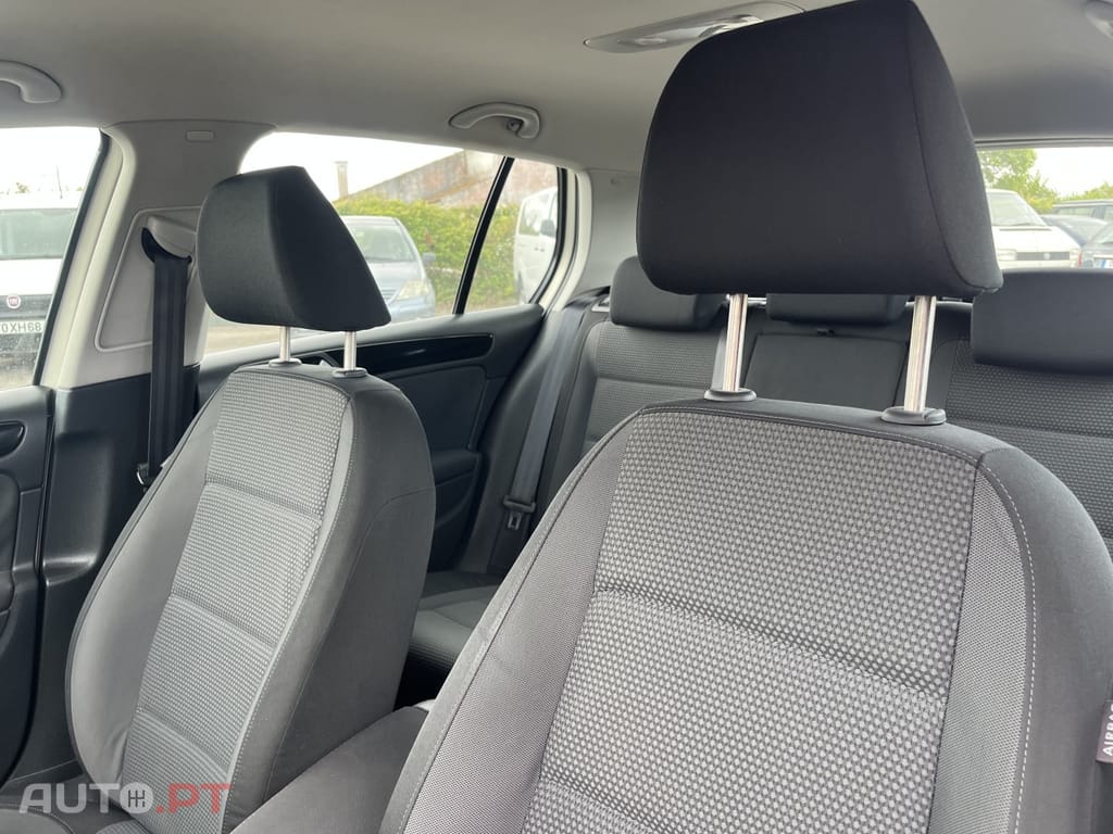 Volkswagen Golf 2.0 TDi Confortline