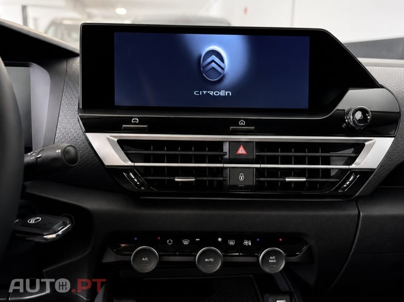 Citroen e-C4 136 PLUS
