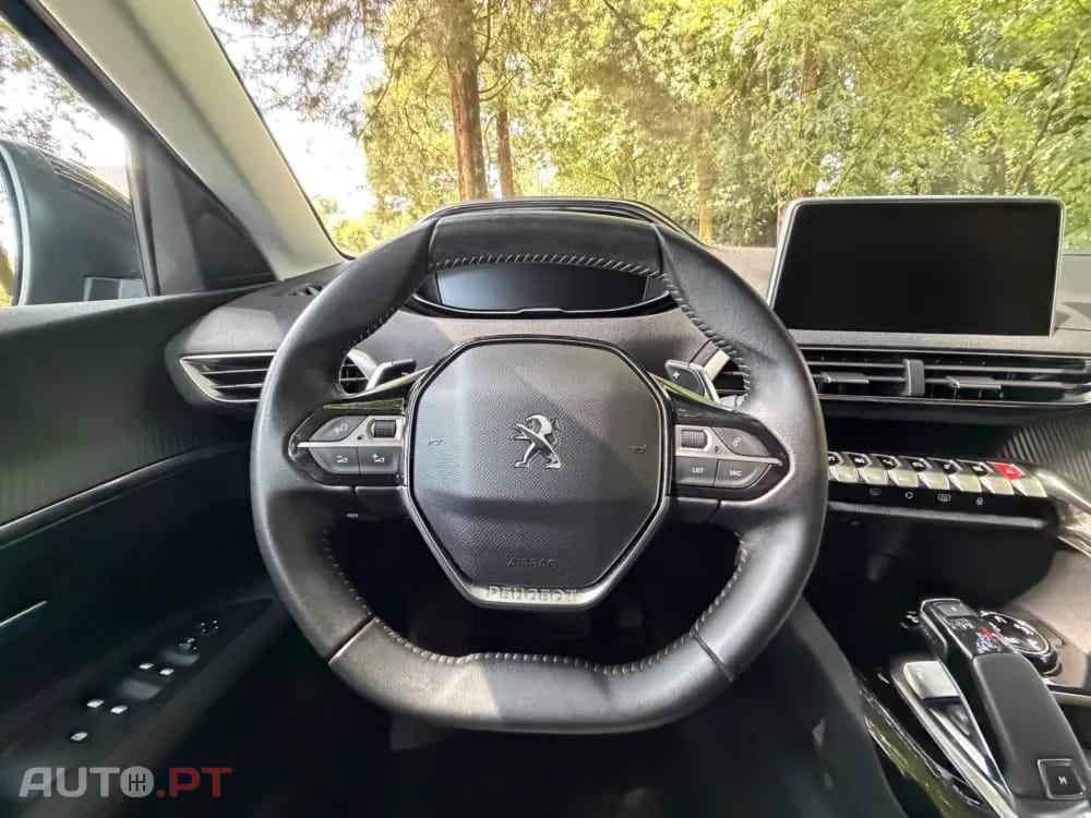 Peugeot 3008 1.2 PureTech Allure Pack EAT8