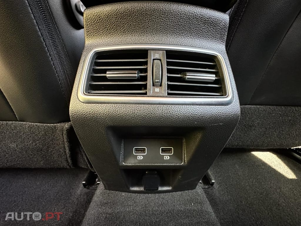 Renault Mégane 1.5 Blue dCi Limited J17