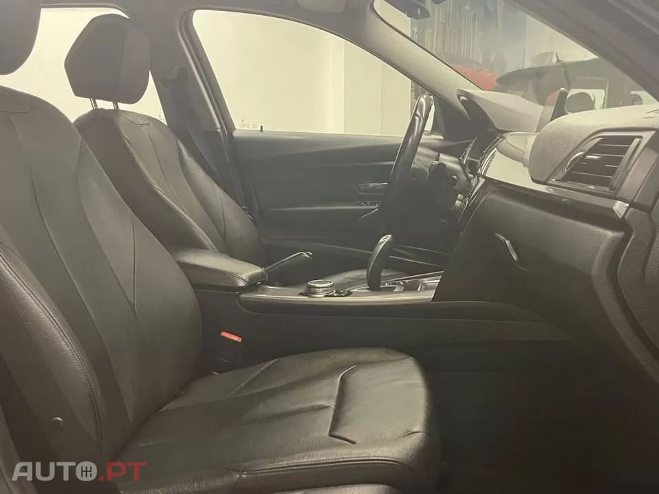 BMW 320 d Touring ED Line Luxury Auto