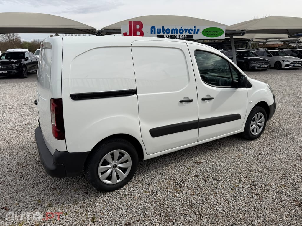 Citroen Berlingo 1.6 BlueHDI 3LUG Automática