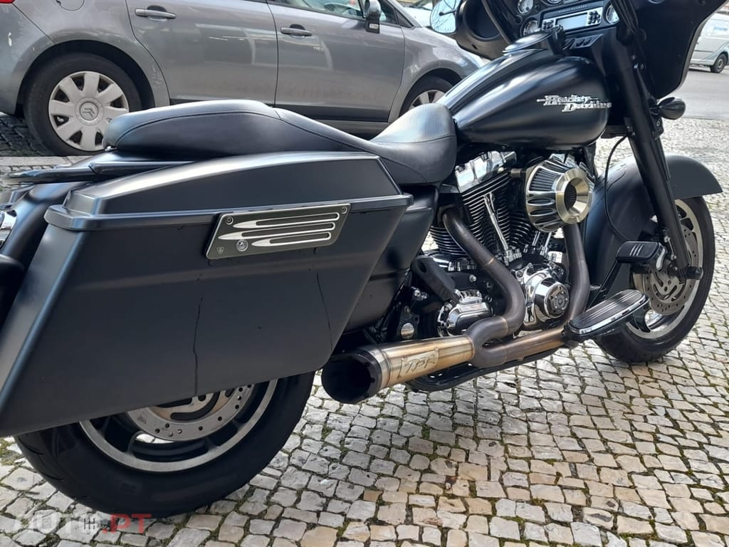 Harley Davidson FLH X Street Glide