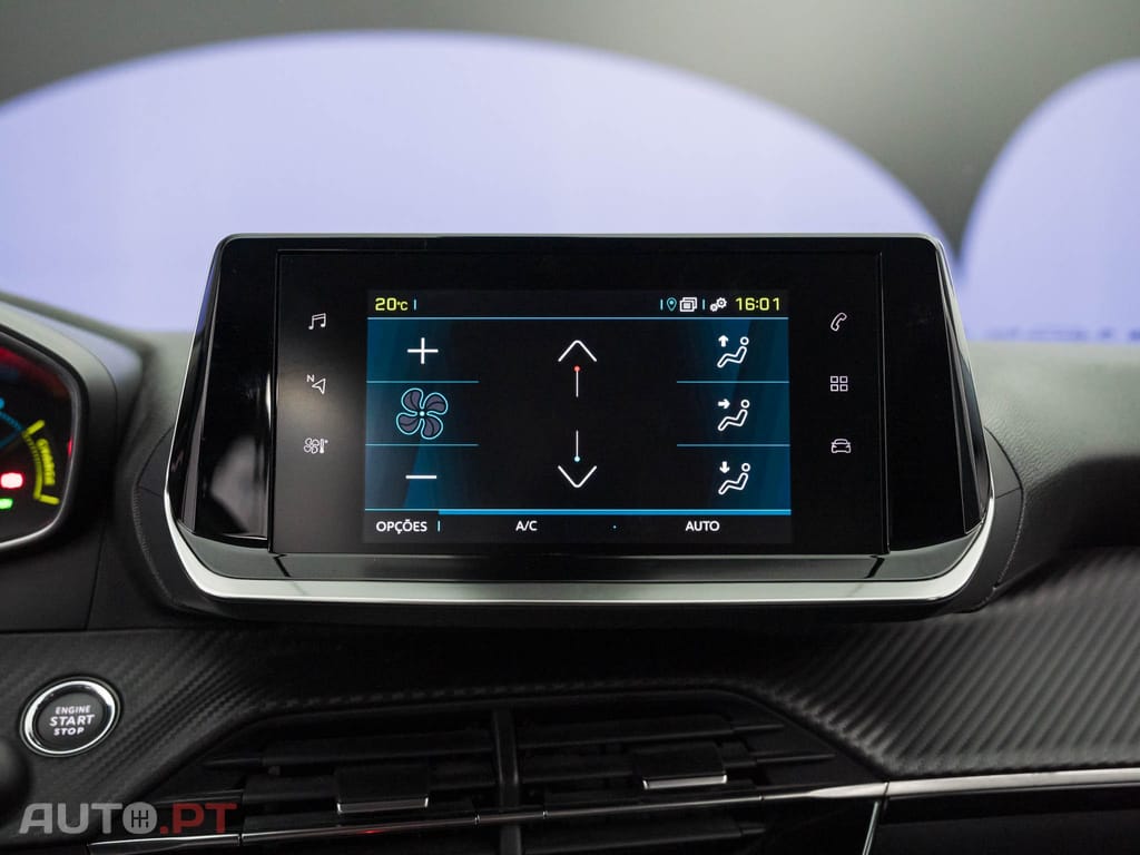 Peugeot E-2008 50 kWh Active