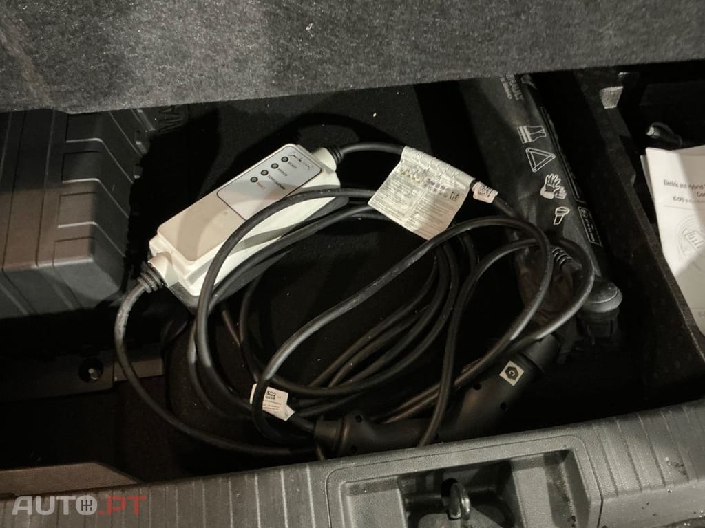 Renault Captur 1.6 E-Tech Zen