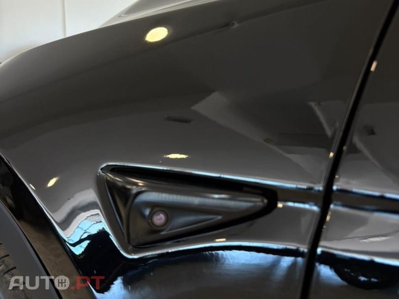 Tesla Model Y Tração Traseira