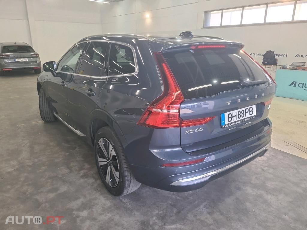 Volvo XC60 2.0 T6 PHEV Plus Bright AWD