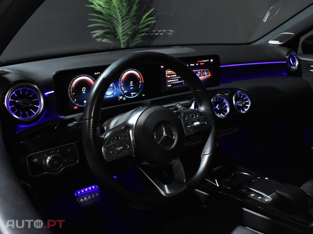 Mercedes-Benz A 250 e 8G-DCT AMG Line