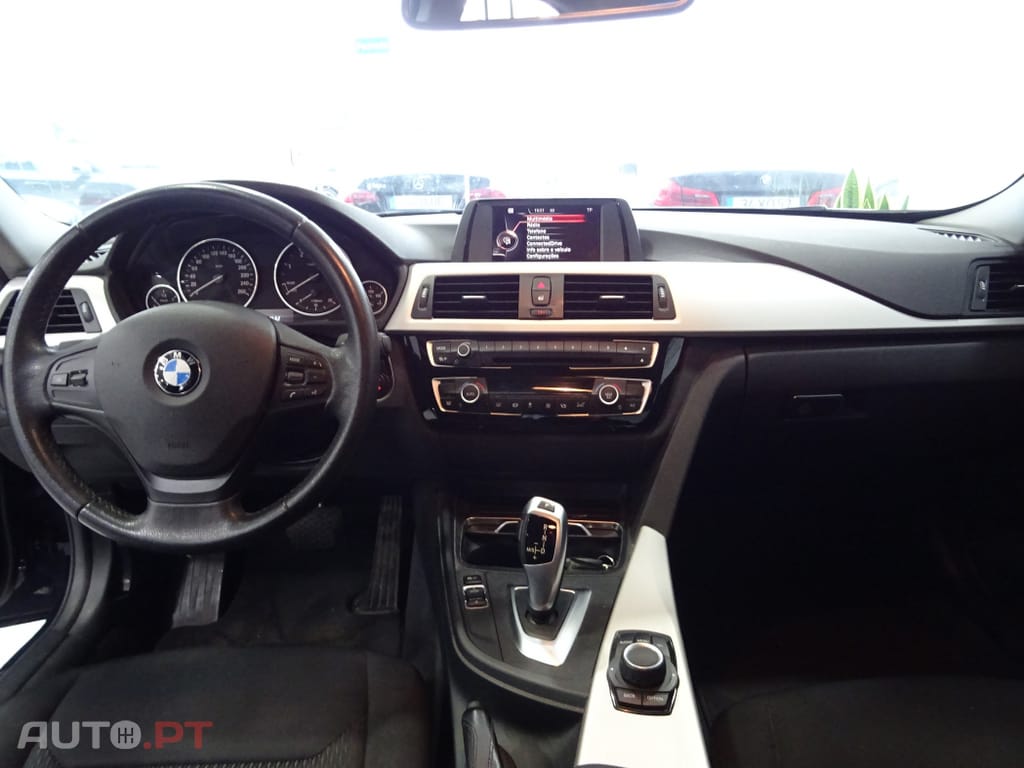 BMW 318 d Advantage Auto