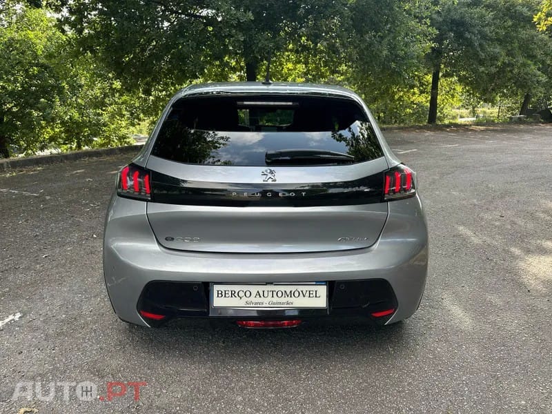 Peugeot E-208 50 kWh GT Line