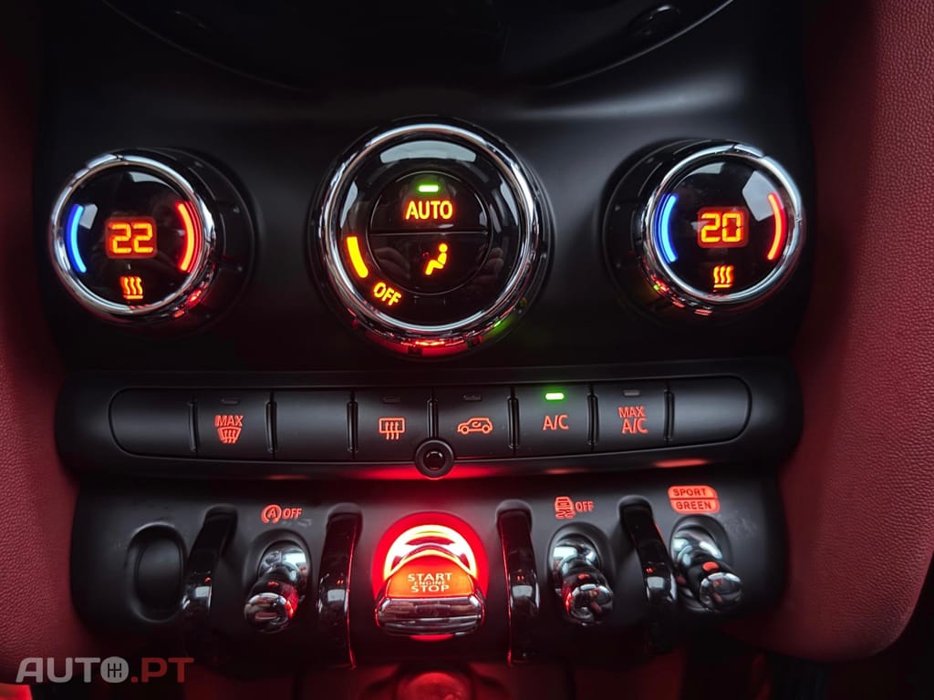 MINI Cooper John Cooper Works Plus Auto Desportiva