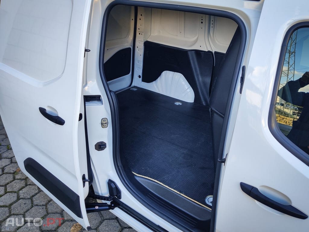 Citroen Berlingo 1.5 BlueHDi M Club EAT8