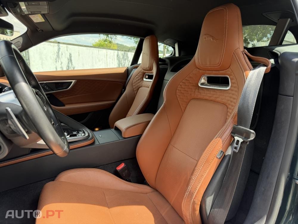 Jaguar F-Type 2.0 i4 R-Dynamic