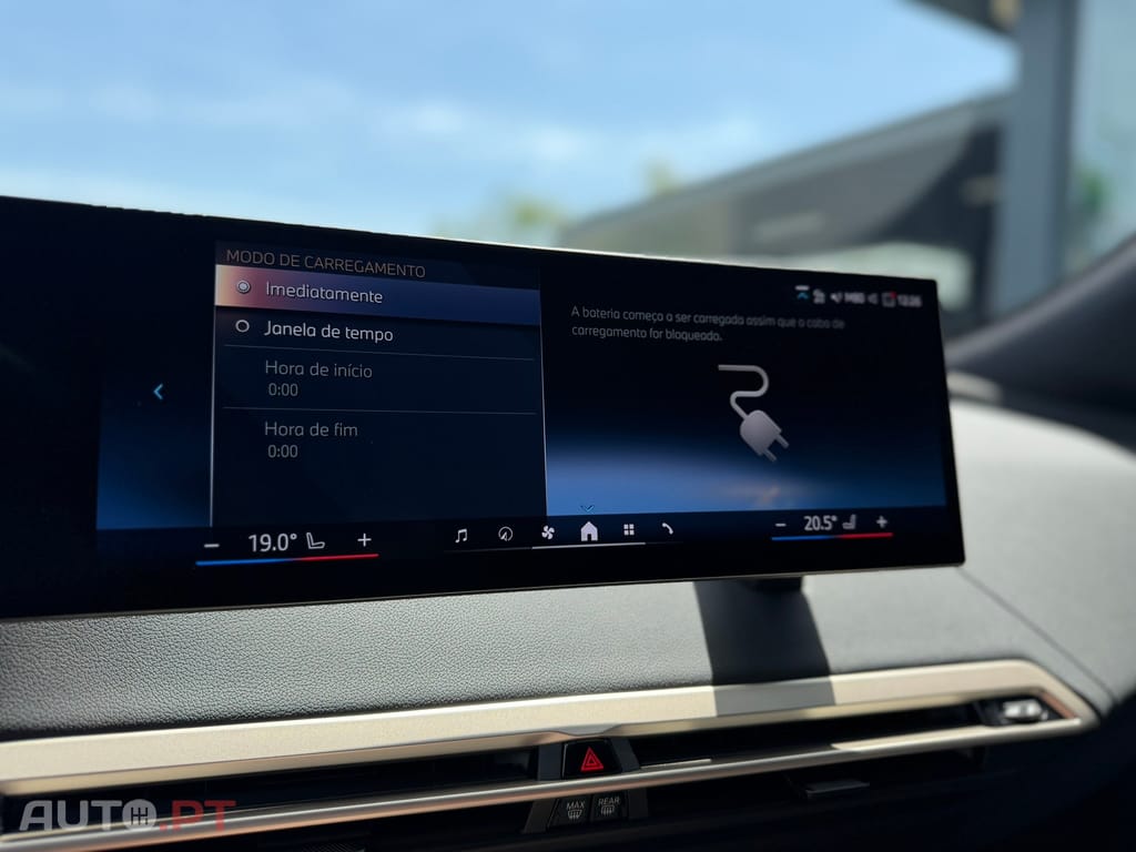 BMW iX xDrive 40 Pack Desportivo