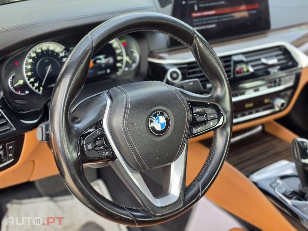 BMW 530 e iPerformance Line Luxury