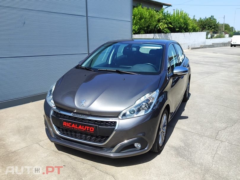 Peugeot 208 Allure