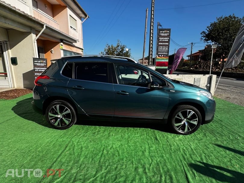 Peugeot 2008 PureTech 110 Stop&Start UrbanCross