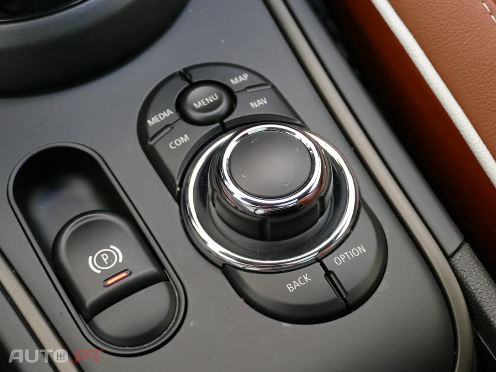 MINI Countryman Cooper SE ALL4 Classic Auto