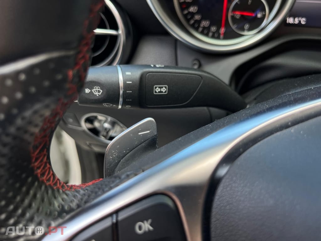 Mercedes-Benz SLC V6