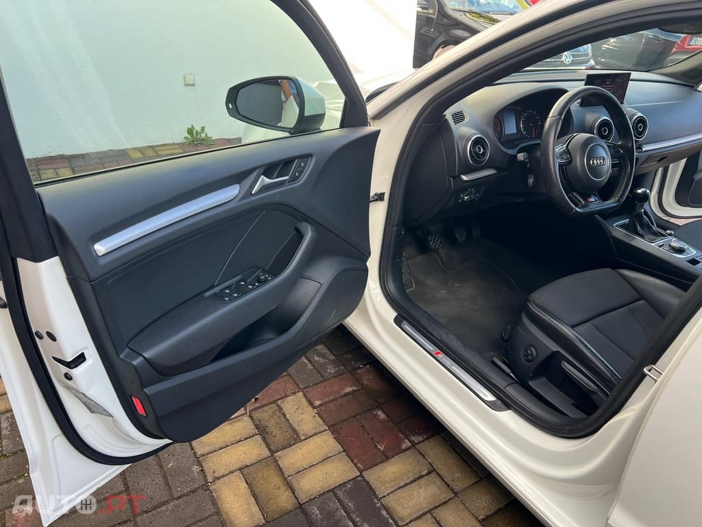 Audi A3 Sportback 1.6 TDi S-line