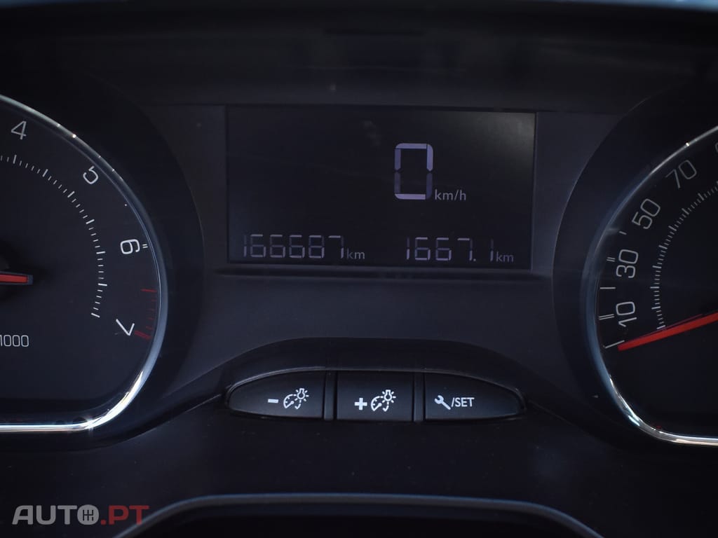 Peugeot 208 1.2 PureTech Style