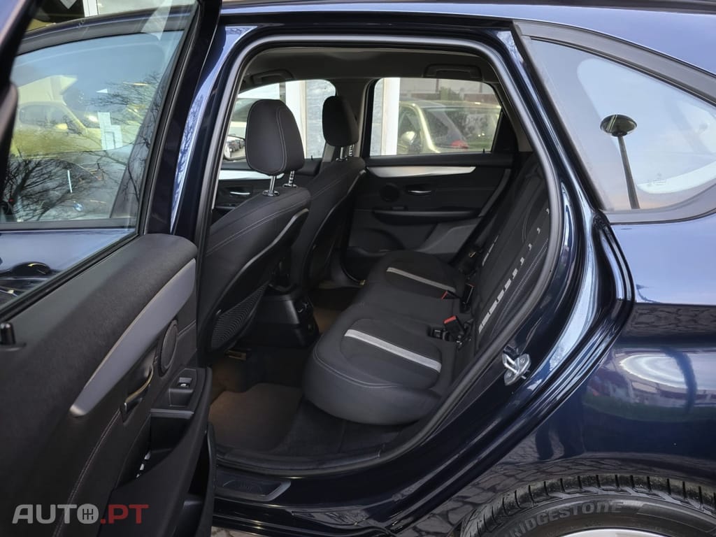 BMW 216 d Line Sport