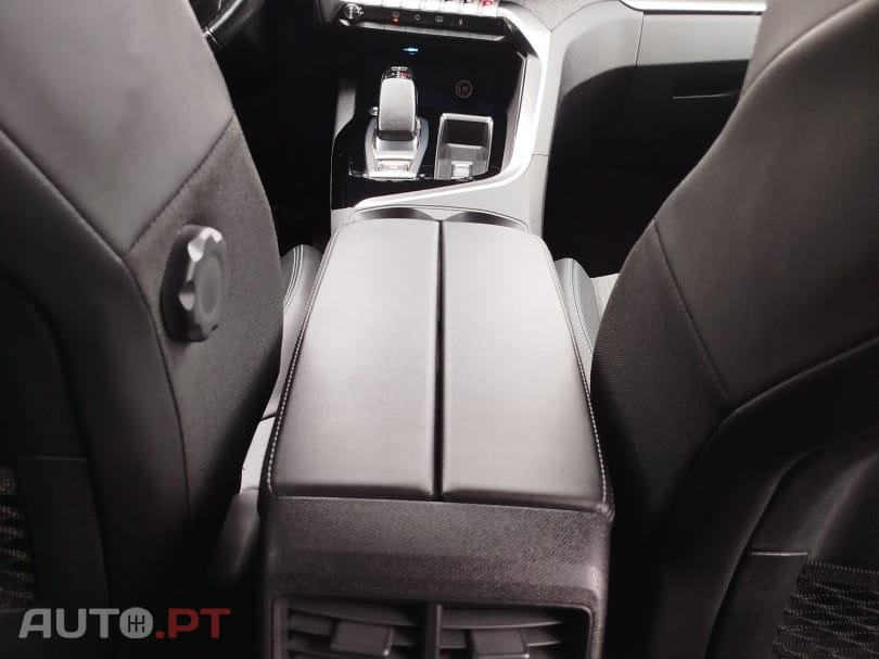 Peugeot 3008 1.6 Hybrid Allure Pack e-EAT8