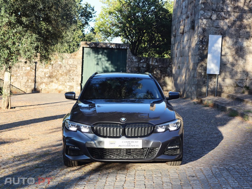 BMW 330 e Touring Pack M Auto