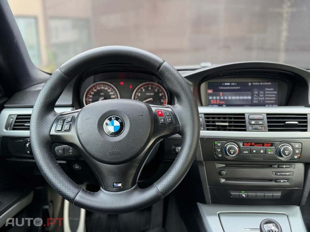 BMW 325 i