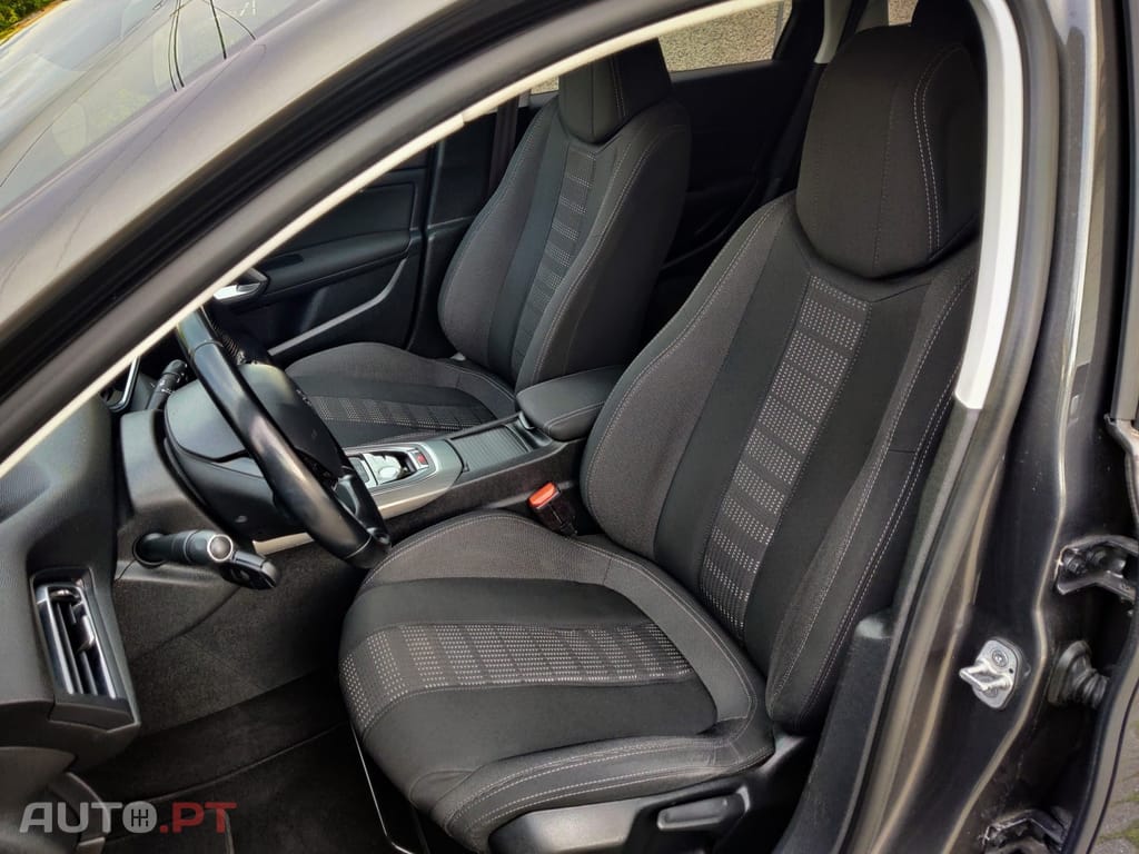 Peugeot 308 SW 1.6 BlueHDi Allure J17 EAT6