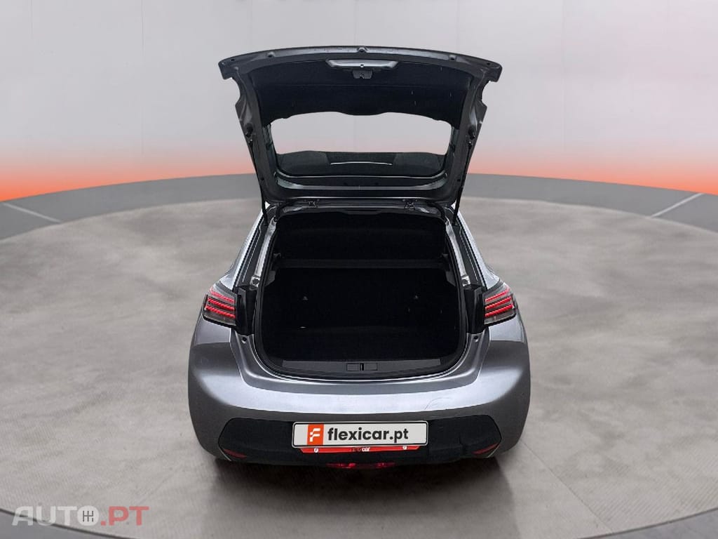 Peugeot 208 1.2 Hybrid Style e-DCS6