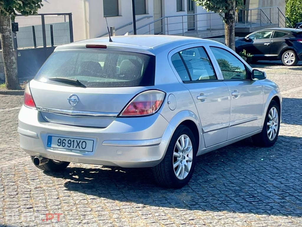 Opel Astra A-H