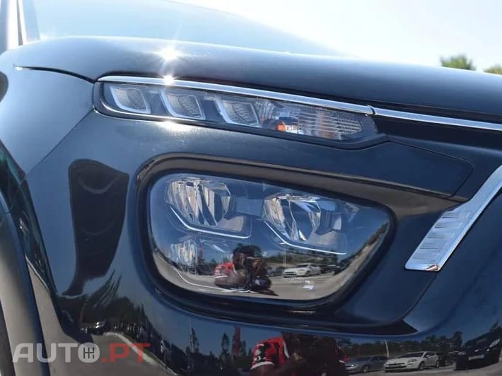 Citroen C3 1.2 PureTech Shine EAT6
