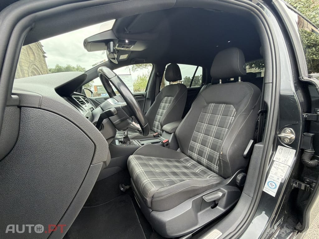 Volkswagen Golf 2.0 TDi GTD