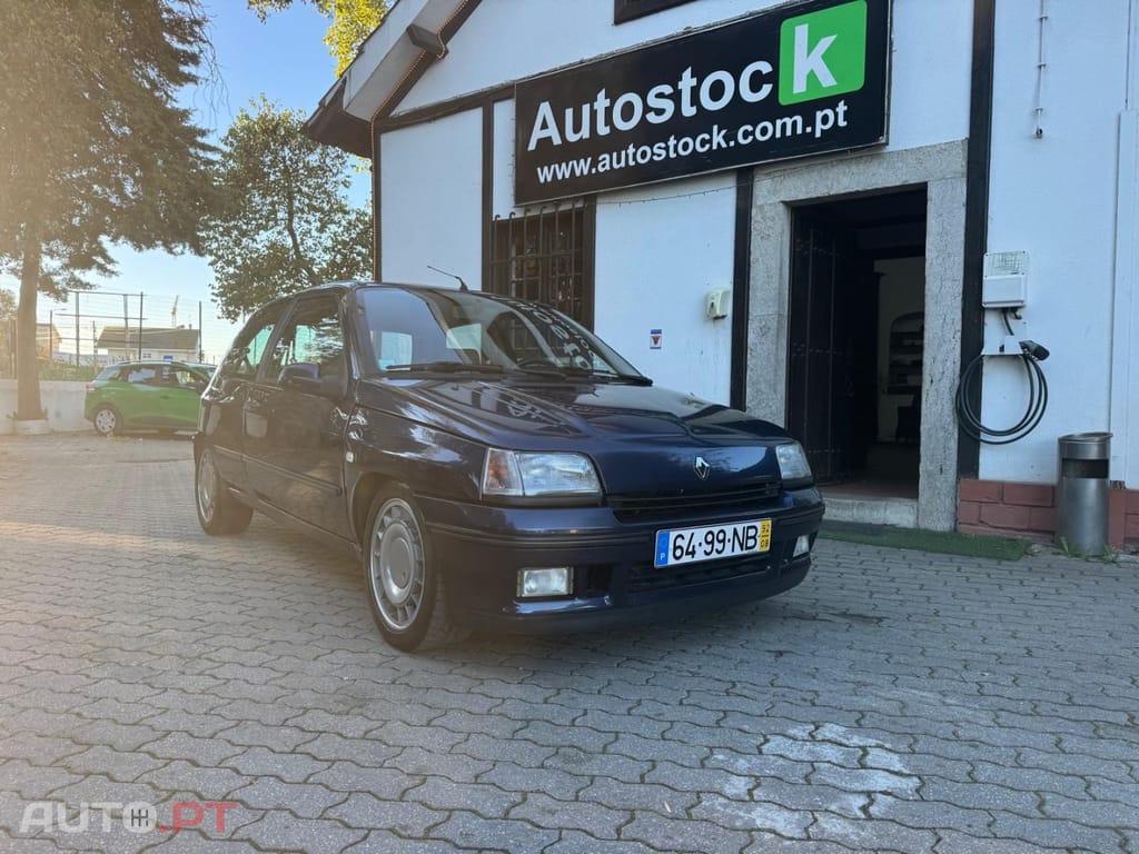 Renault Clio 1.8 16V
