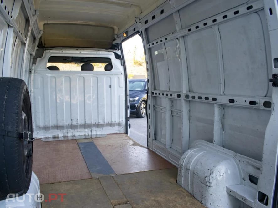 Renault Master 2.5 dCi L3H3