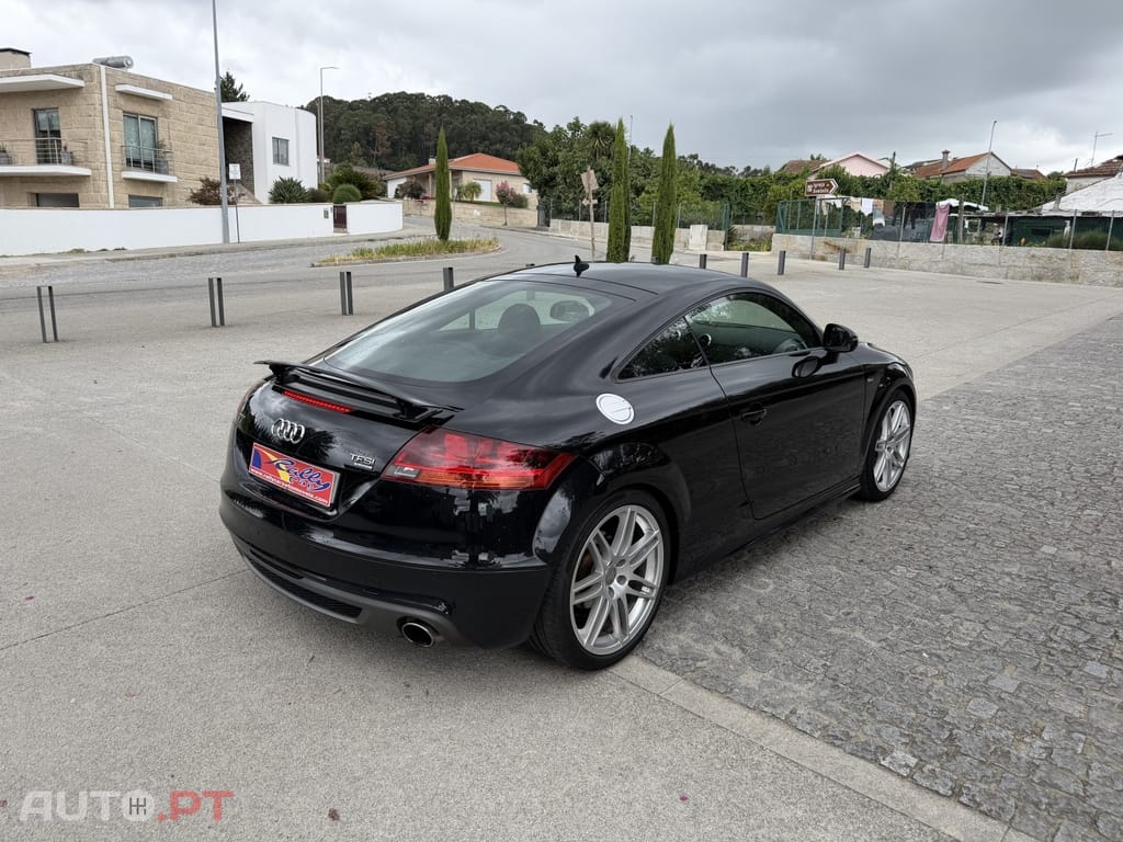Audi TT 2.0 TFSI quattro S-line S tronic