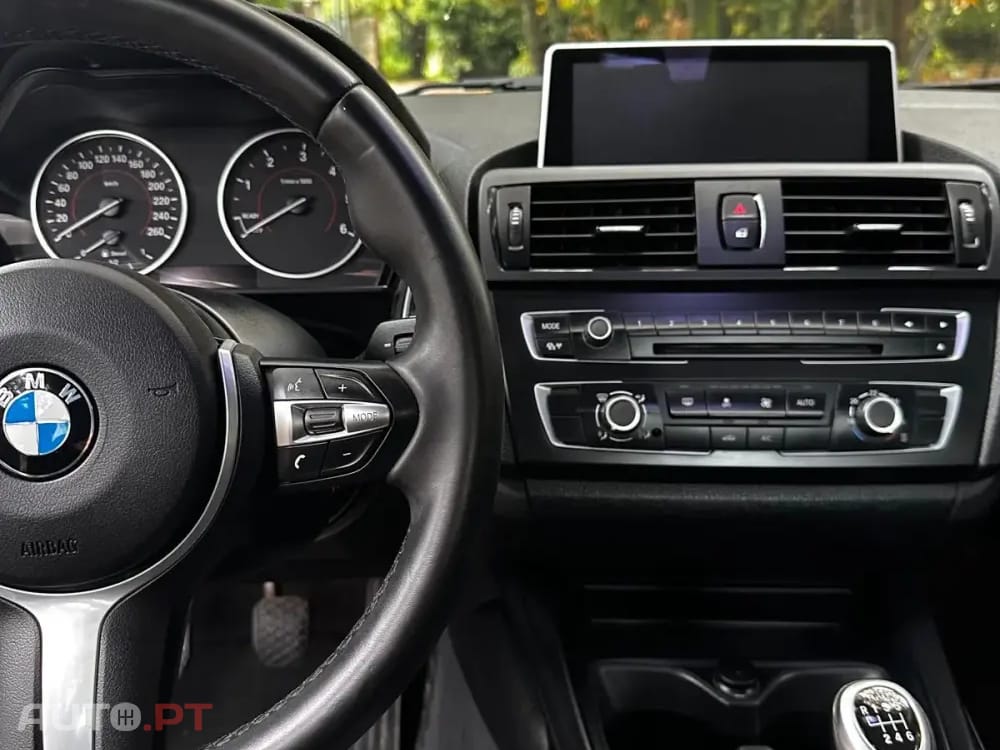 BMW 218 d Coupe Line Sport